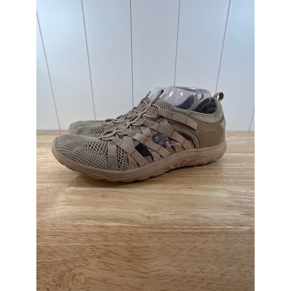 Skechers Women's Reggae Fest-NEAP-Webbing‎ Trimmed Knit Fisherman size 9